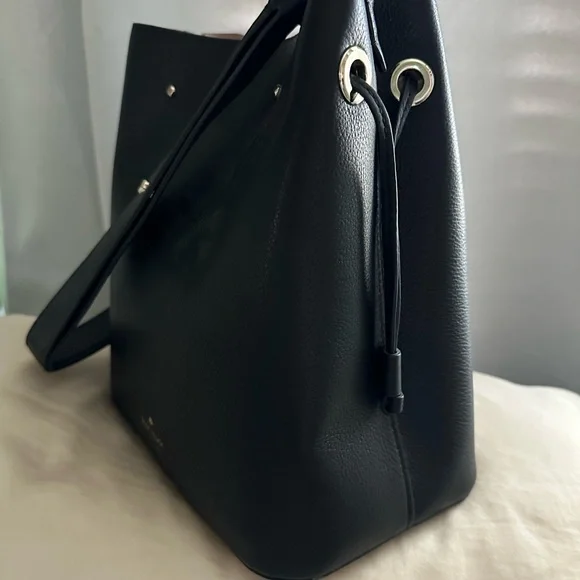 NEW Black Shoulder Bag with Gold Emblem and Textured Fabric - Picture 4 of 5